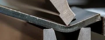 Imagem ilustrativa de Corte e dobra de chapas de aço